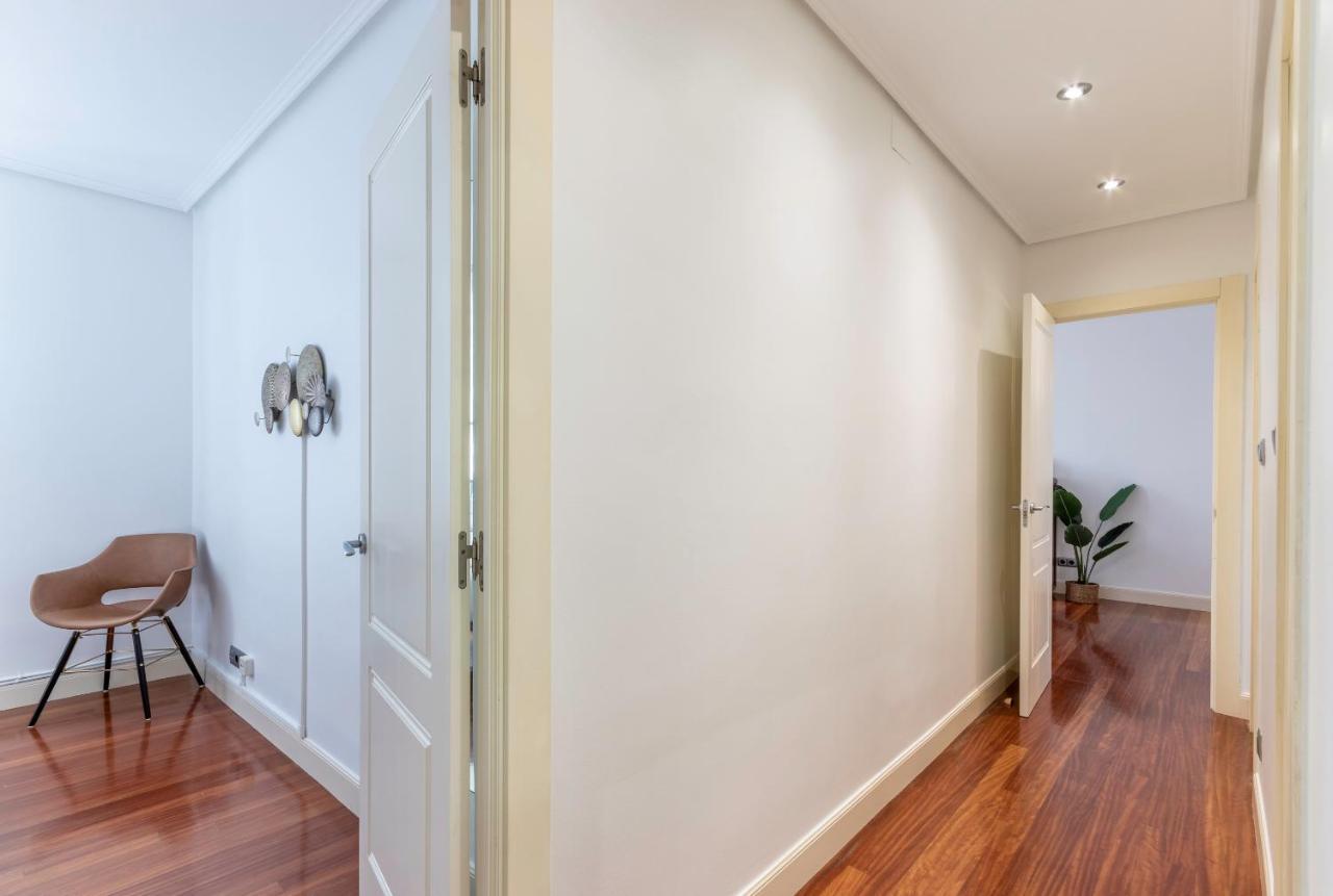Apartamento La Alameda De Indautxu Bilbao Buitenkant foto